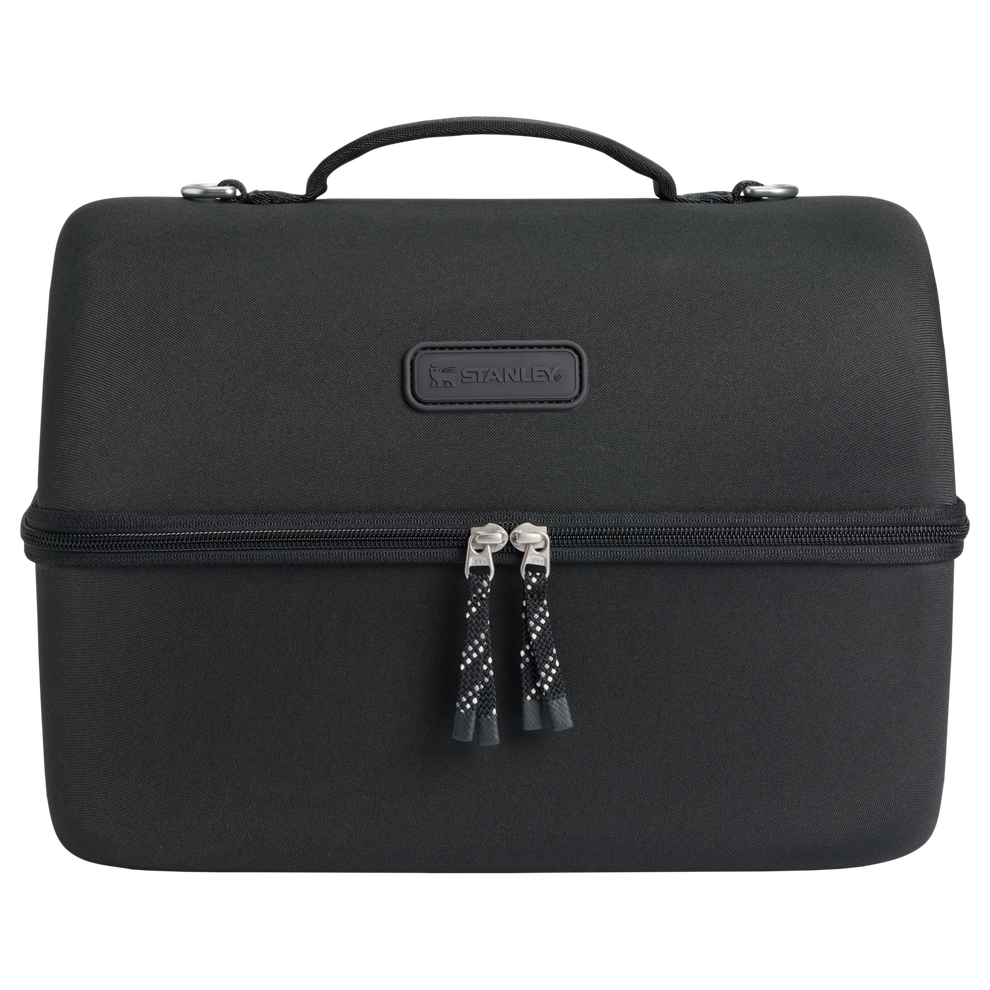 Stanley 1913 The Comeback Lunchbox Max 10.1 QT in Black | Front View