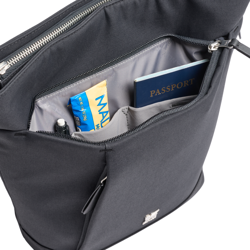 Stanley 1913 The Standby Satchel 10.57 QT in Black | Front Pocket View