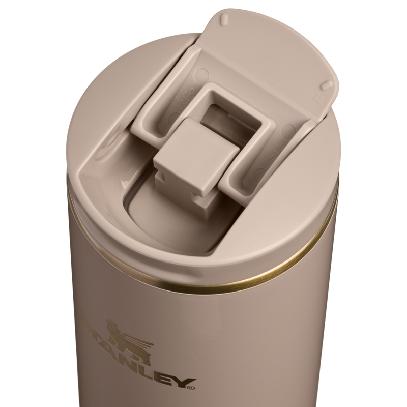 Stanley 1913 The Transit 2.0 Flip Top Mug 16 OZ in Bedrock Gloss | Lid Detailed View